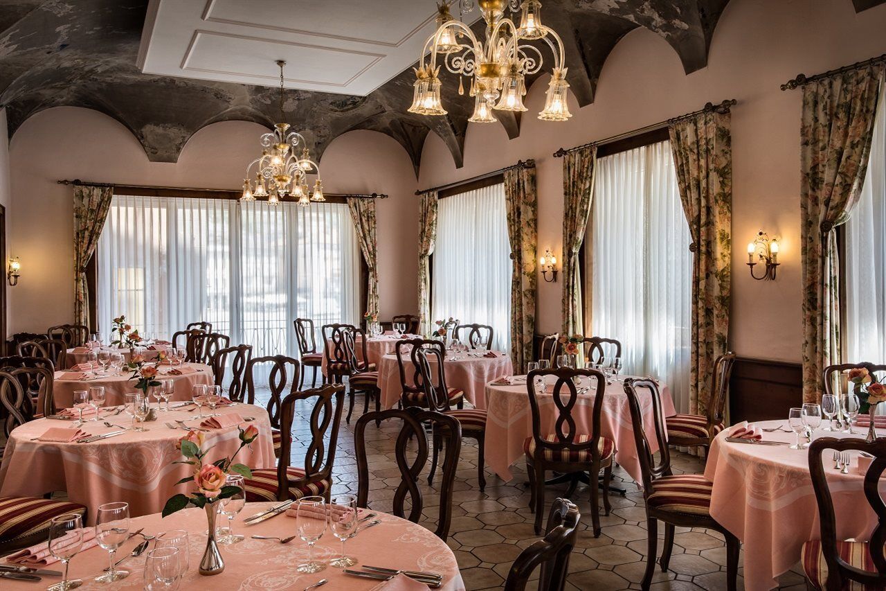 Hotel Dell'Angelo โลการ์โน ภายนอก รูปภาพ